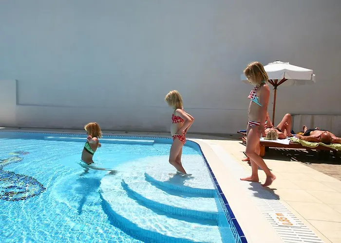 Lägenhetshotell Summer Dream Ii 2*